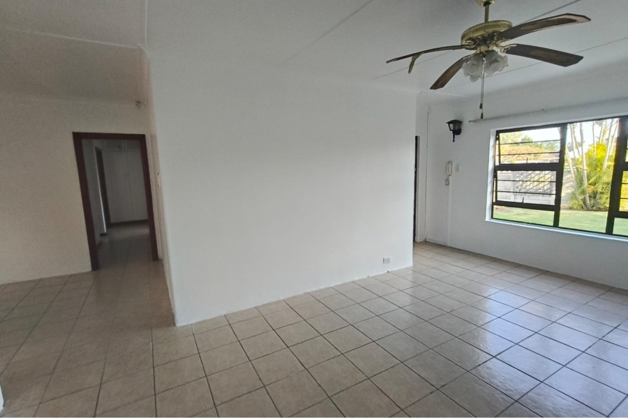 To Let 3 Bedroom Property for Rent in Beacon Bay Eastern Cape